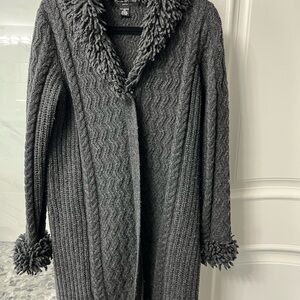 Cardigan gray